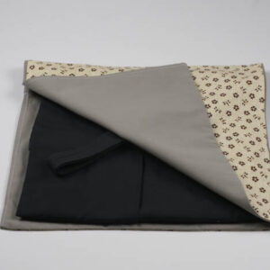 Housse pour hakama et hakama plié à plat
