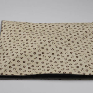 Housse pour hakama fermée