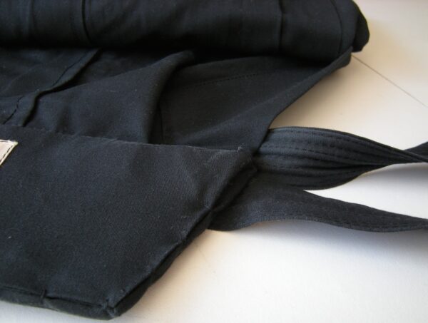 Remplacement d'un dosseret de Hakama